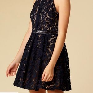NWT! Navy and nude lace halter dress - size L 💙